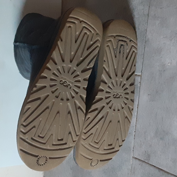 UGG  boots  size  8 women - Picture 5 of 5